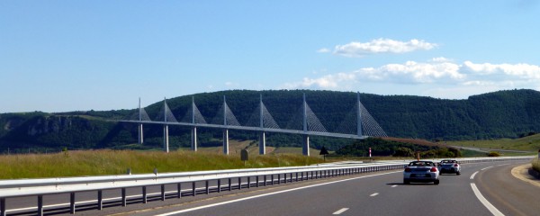 Viaduc de Millau / Marty &amp; Léon