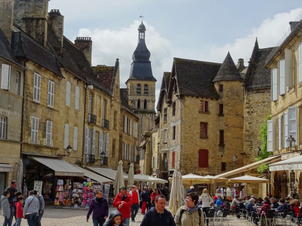 Dissolution du meeting à Sarlat